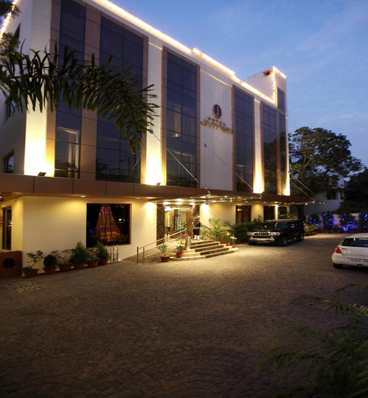 דלהי Hotel Jivitesh מראה חיצוני תמונה